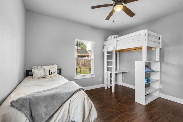 802 Trisha Lane, Prairie Grove, AR 72753