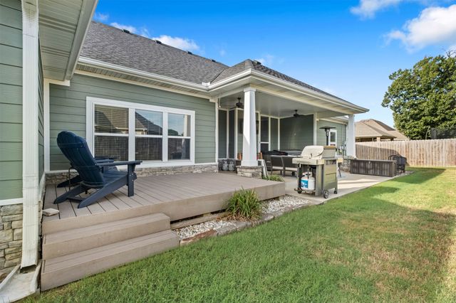 802 Trisha Lane, Prairie Grove, AR 72753