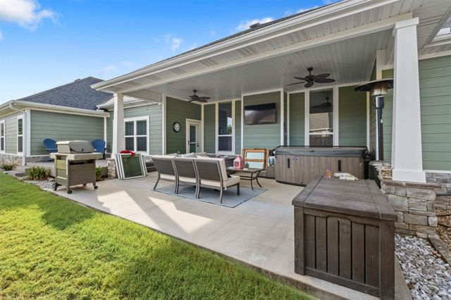 802 Trisha Lane, Prairie Grove, AR 72753