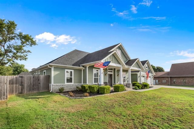 802 Trisha Lane, Prairie Grove, AR 72753