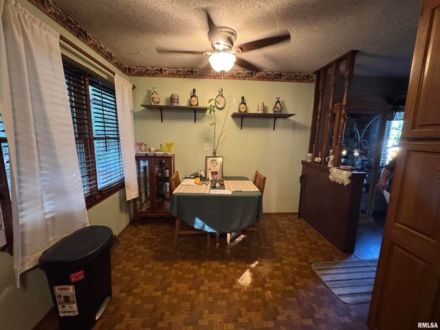 2340 LAFAYETTE Terrace, Clinton, IA 52732