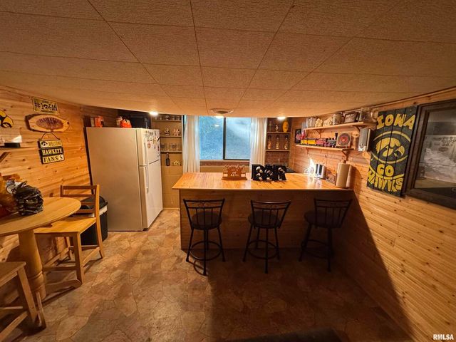 2340 LAFAYETTE Terrace, Clinton, IA 52732