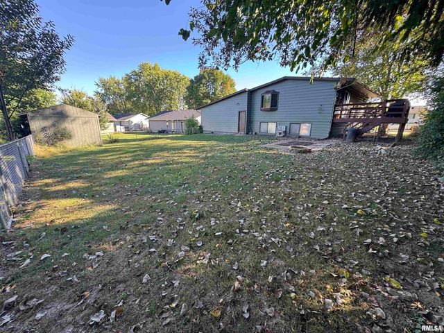 2340 LAFAYETTE Terrace, Clinton, IA 52732