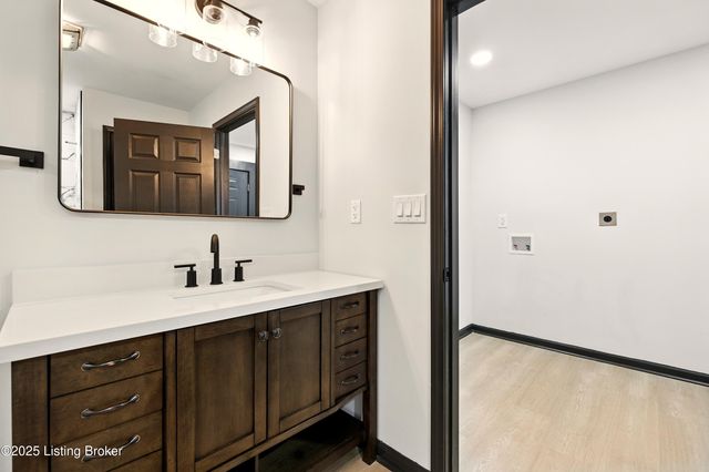 1819 S Preston St, Louisville, KY 40217