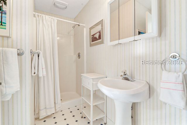 4 Bald Eagle Rd W, Hilton Head Island, SC 29928