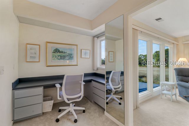 4 Bald Eagle Rd W, Hilton Head Island, SC 29928