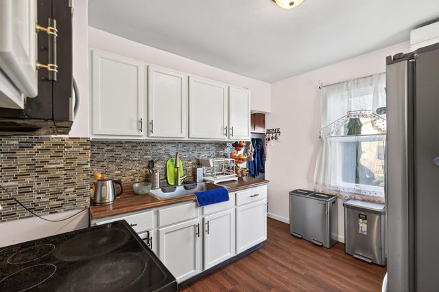 219 Winona Street W, West Saint Paul, MN 55118