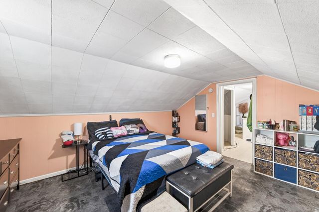 219 Winona Street W, West Saint Paul, MN 55118