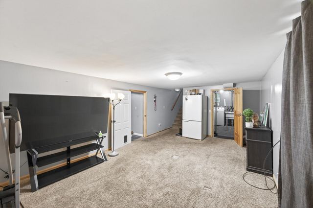 219 Winona Street W, West Saint Paul, MN 55118