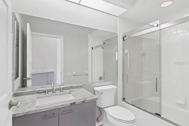 6714 HICKORY HAMMOCK CIRCLE, Bradenton, FL 34202