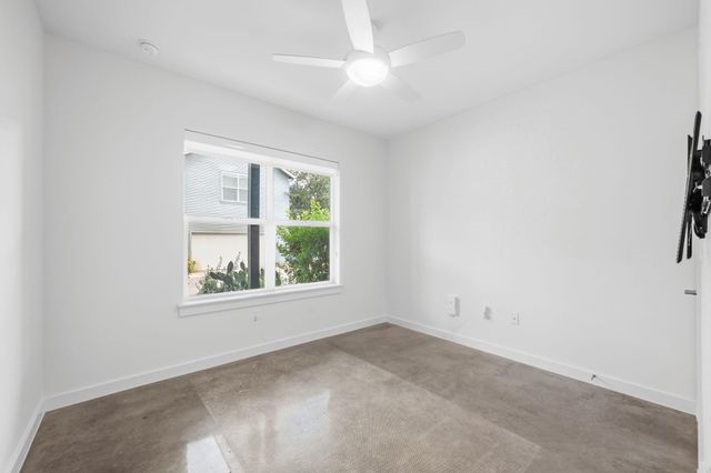 301 W Stassney LN 20, Austin, TX 78745
