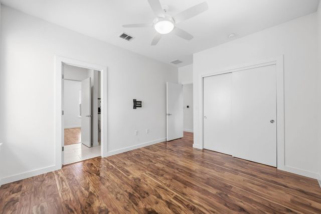 301 W Stassney LN 20, Austin, TX 78745