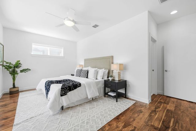 301 W Stassney LN 20, Austin, TX 78745