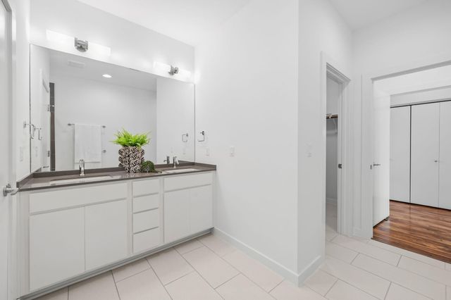 301 W Stassney LN 20, Austin, TX 78745