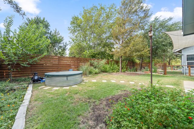 301 W Stassney LN 20, Austin, TX 78745