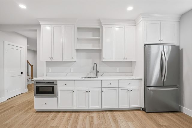 18 Avon Circle, Needham, MA 02494