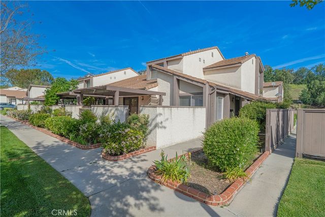 25788 Vista Fairways, Valencia, CA 91355