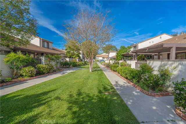 25788 Vista Fairways, Valencia, CA 91355