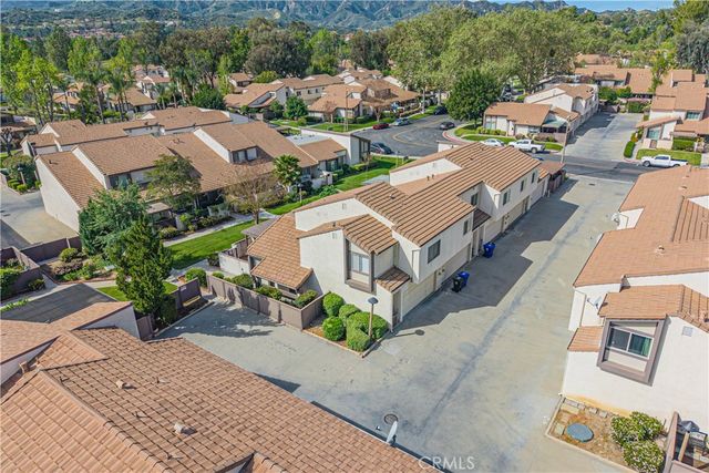 25788 Vista Fairways, Valencia, CA 91355