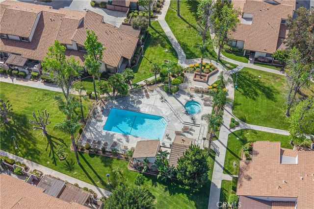 25788 Vista Fairways, Valencia, CA 91355