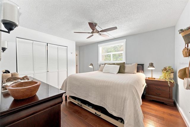 6230 CEDAR STREET NE, St Petersburg, FL 33702