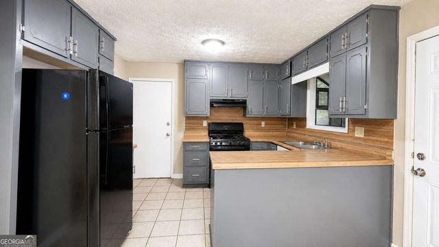 8272 Blackfoot Trail, Jonesboro, GA 30236
