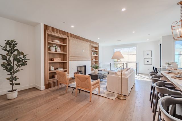 4128 University Boulevard 2, University Park, TX 75205