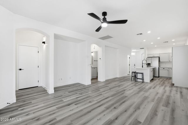 1850 E DEL RIO Street, Gilbert, AZ 85295