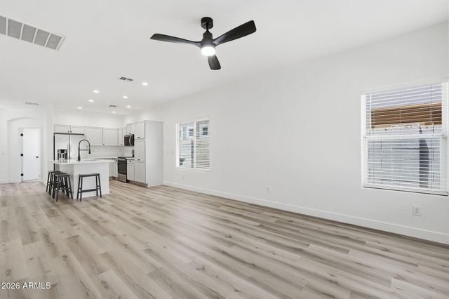 1850 E DEL RIO Street, Gilbert, AZ 85295