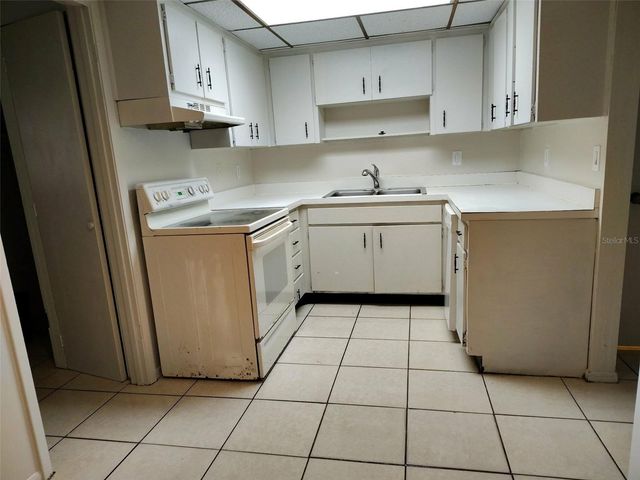 3715 COLBY STREET, Sarasota, FL 34232