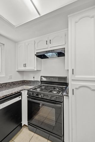 2615 E Norman Drive, Visalia, CA 93292