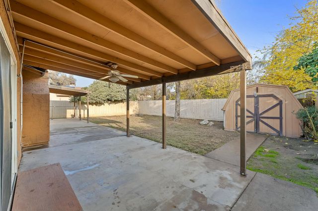 2615 E Norman Drive, Visalia, CA 93292