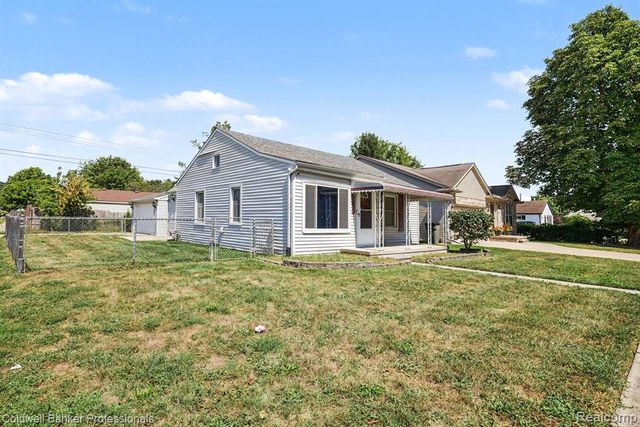 20409 Colman Street, Clinton Township, MI 48035