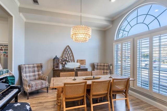 4009 Edgebrook Dr, Midland, TX 79707