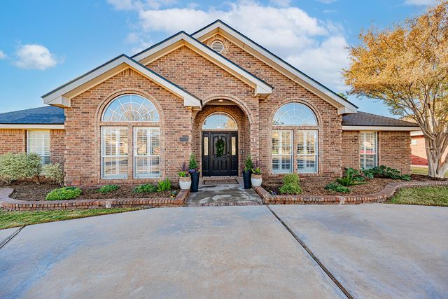 4009 Edgebrook Dr, Midland, TX 79707