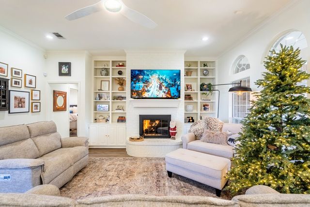 4009 Edgebrook Dr, Midland, TX 79707