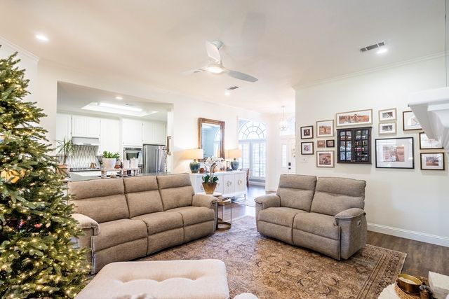 4009 Edgebrook Dr, Midland, TX 79707