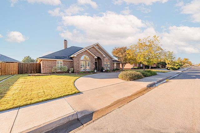 4009 Edgebrook Dr, Midland, TX 79707