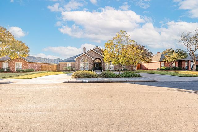 4009 Edgebrook Dr, Midland, TX 79707