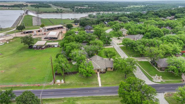 6100 Cherokee Drive, Granbury, TX 76049
