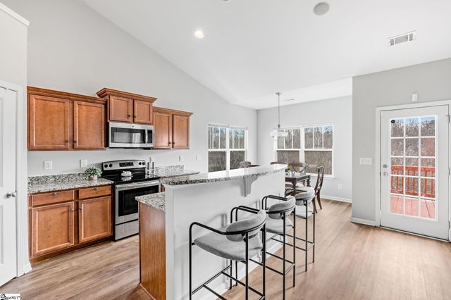 240 Rivers Edge Circle, Simpsonville, SC 29680