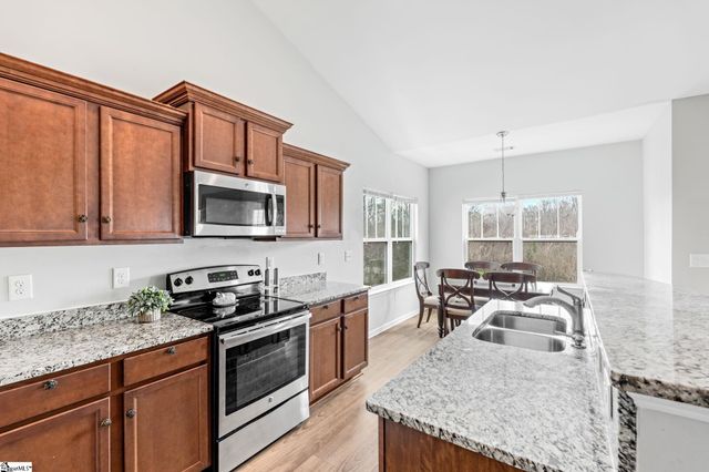 240 Rivers Edge Circle, Simpsonville, SC 29680