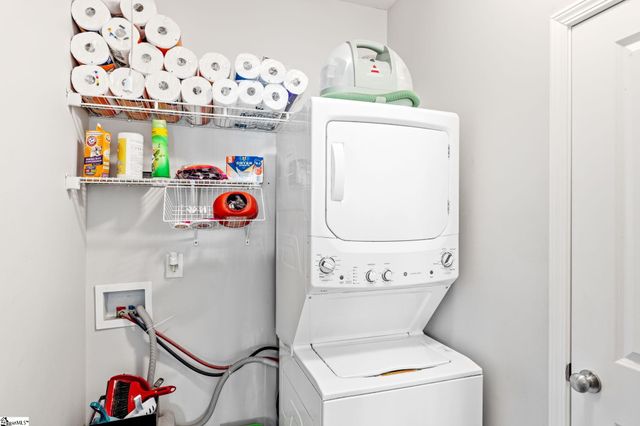 240 Rivers Edge Circle, Simpsonville, SC 29680