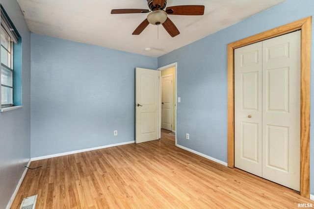 309 S Plover Drive, Carbondale, IL 62901