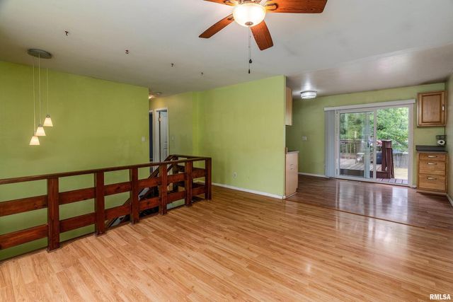 309 S Plover Drive, Carbondale, IL 62901