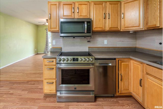 309 S Plover Drive, Carbondale, IL 62901