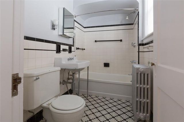 185 Carpenter St 2, Providence, RI 02903