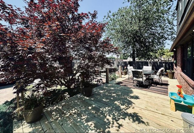 2708 E 14th Place, Tulsa, OK 74104