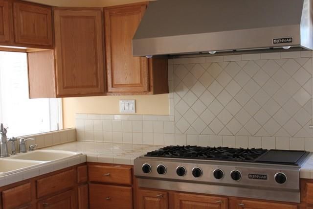 9715 Atwell Drive, Houston, TX 77096