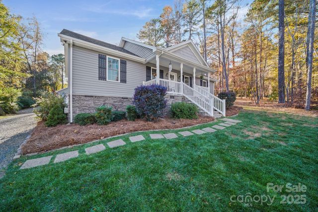 1223 Rainbow Drive, Oakboro, NC 28129